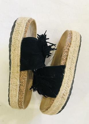 Класні шльопанці на корковій підошві jomix