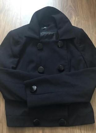 Черный пиджак размера м