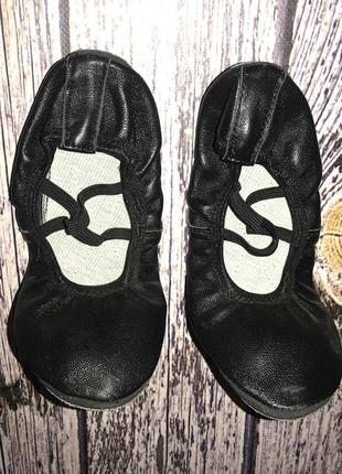 Кожаные чешки для ребенка, размер 34