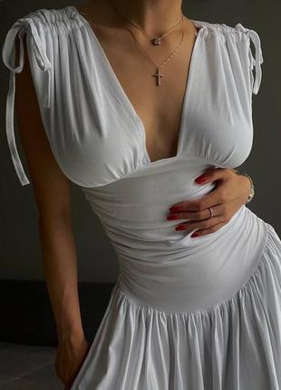 Легка розкішка літня трендова біла сукня 20235 фото