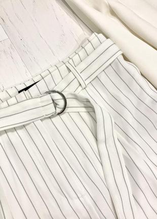 Вкорочені смугасті білі штани new  look5 фото
