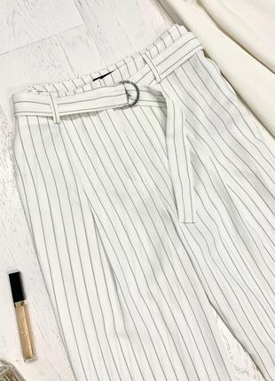 Вкорочені смугасті білі штани new  look6 фото