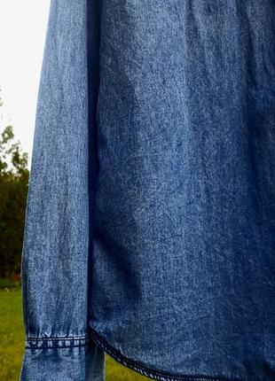 Синяя джинсовая рубашка slim fit с длинным рукавом5 фото
