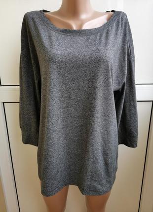 Красивая кофточка с открытой спинкой