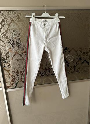 Белые джинсы брюки5 фото