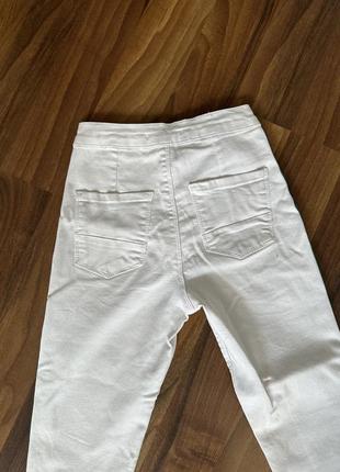 Белые джинсы брюки4 фото