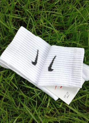 Шкарпетки найк | носки nike | білі та чорні

колір: білий,  ціна: 35 грн пара.

доставка: новою поштою є опт5 фото