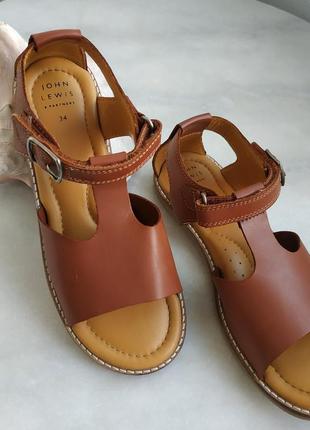 Ультра качественные кожаные сандалии от john lewis