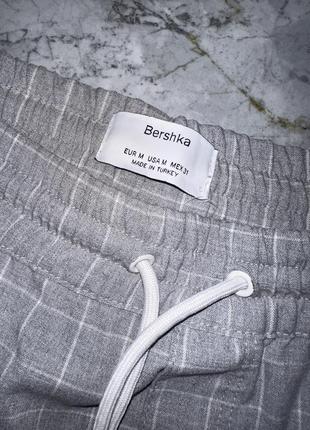 Серые шорты в клетку bershka2 фото