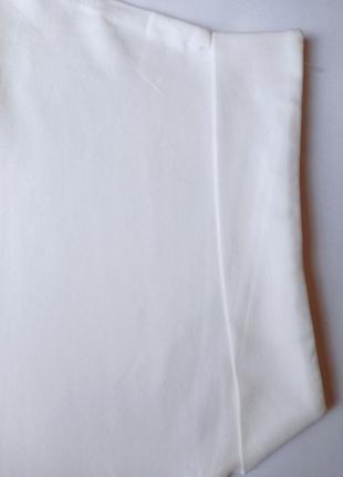 Жіноча футболка однотонна великий розмір молочного кольору з манжетами6 фото
