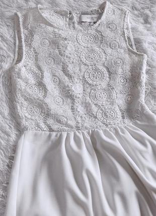 Ніжне біле плаття з мереживом reserved2 фото