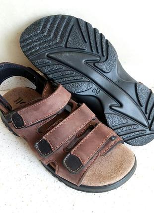 Чудові шкіряні сандалі basisfot норвегія 38-39