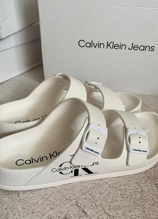 Шльопкі шльопанці сандалі calvin klein