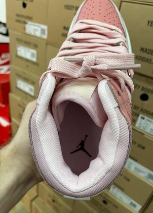 Кожаные кроссовки nike air jordan mid pink7 фото