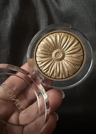 Clinique cheeck pop highlighter/хайлайтер/золотистый хайлайтер