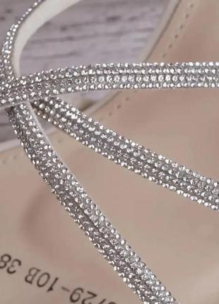 Босоніжки базові бежеві за стразами sopra турція на підборах