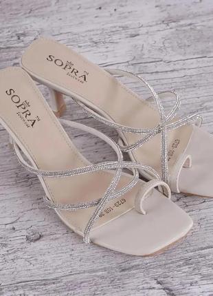 Босоніжки базові бежеві за стразами sopra турція на підборах