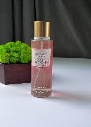 Спрей для тіла від victorias secret cool blooms