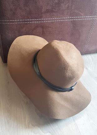 Клевая фетровая коричневая шляпа с кожаной полосой 100% шерсти2 фото