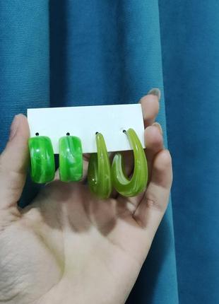 Акриловые сережки зелёные сережки кольца винтажние трендовые сережки8 фото