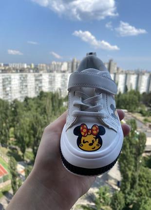 Кроссовки 3