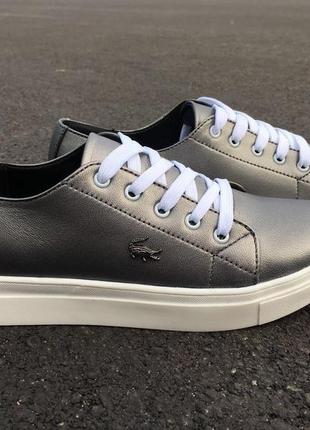 Жіночі шкіряні кеди