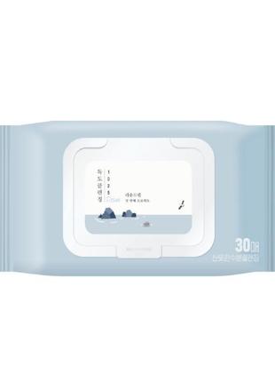 Очищающие салфетки для снятия макияжа и спф round lab 1025 dokdo cleansing tissue 30 штук