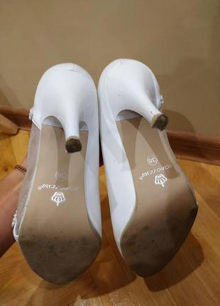 Туфли кожа белые свадебные стразы сетка супер лодочки5 фото