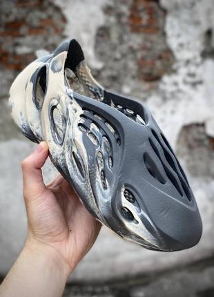 Чоловічі look adidas verde caqui women boots black gold