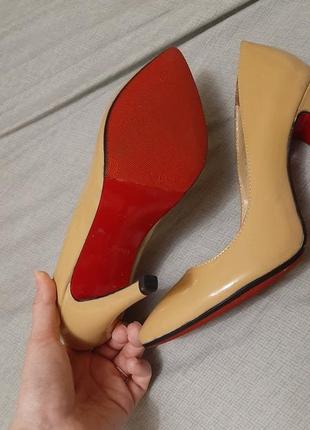 Christian louboutin туфлі оригінал італія2 фото