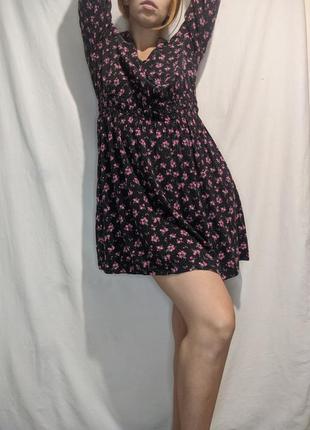 Сукня у квітковий принт з довгим рукавом3 фото