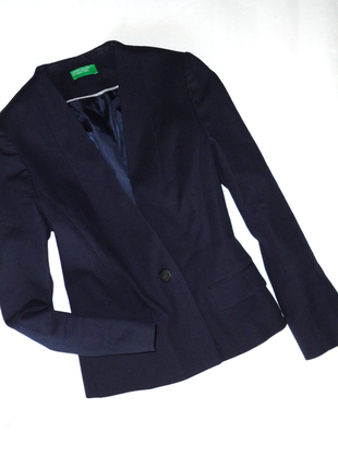 Пиджак benneton р.10 (ог 92, рук.57,пл.38, т.76) плотный коттон