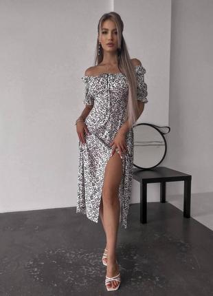 Летнее платье длины миди