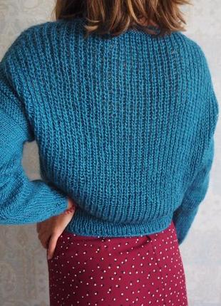 Женский свитер короткий вязанный в ручную4 фото