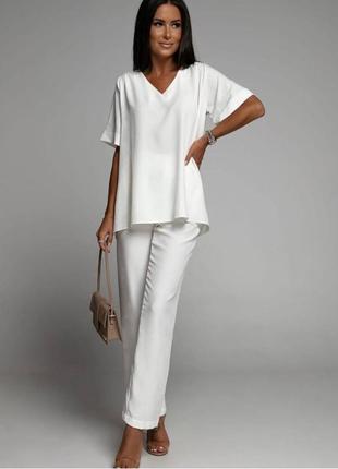 Костюм блузка свободная под поясок v образный вырез рукав спущенный до локтя брюки прямые талия на резинке боковые карманы ткань киви