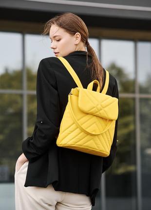 Жіночий рюкзак-сумка sambag loft строчений жовтий