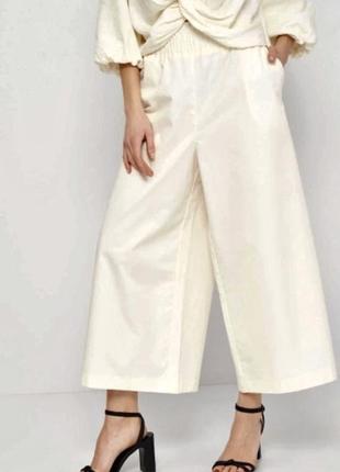 Бежевые брюки кюлоты с широким эластичным поясом zara
