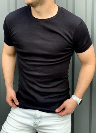 Футболка long чорна