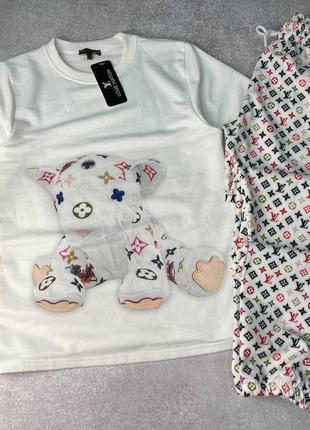 Летний костюм в стиле louis vuitton