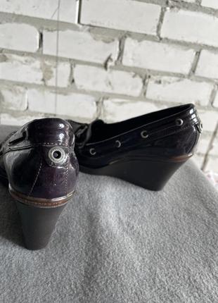 Туфли на танкетке, натуральная лакированная кожа, размер 362 фото