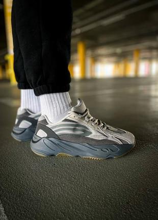 Кросівки чоловічі / жіночі сірі / бежеві з шкіри adidas yeezy boost 700 v2 "tephra"