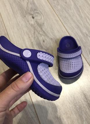 Тапки тапочки сабо кроксы crocs (оригинал) р. с 4-5 (21-22)