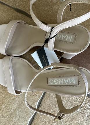 Mango босонічки сандалі (38) натуральна шкіра