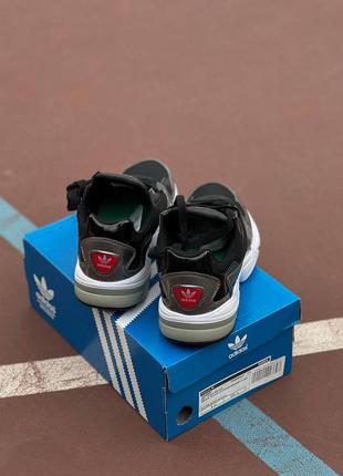 Кроссовки adidas falcon black lacquered3 фото