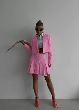 Костюм класичний юбка плісе міні з обманками котон комплект спідниця піджак короткий чорний рожевий сірий жакет1 фото