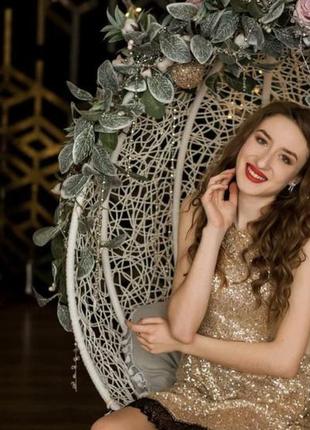 Святкова/ вечірня/ новорічна золотиста сукня в паєтки з чорним мереживом3 фото