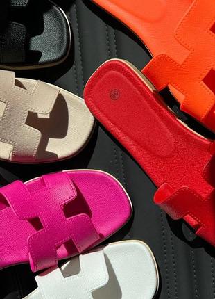 Шльопанці жіночі під бренд