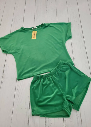 Піжама жіноча кофта та шорти зелена п729