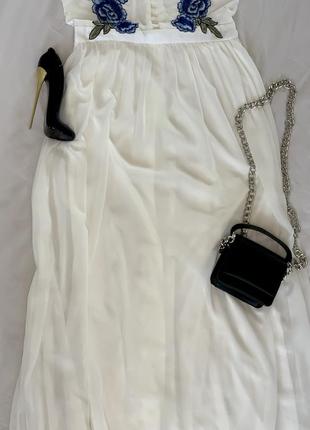 Белое платье с вышивкой, вышитое макси платье на роспись4 фото