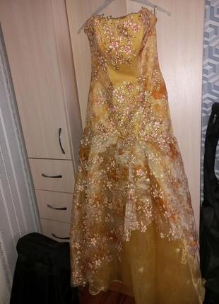 Выпускное вечернее платье